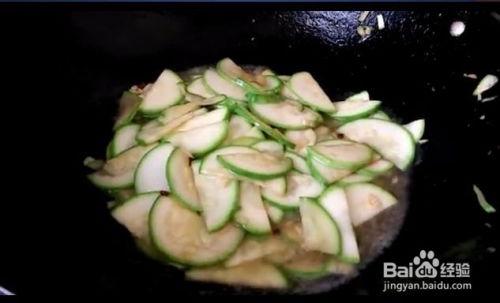 煮茭瓜吃,煮茭瓜的简单做法与营养解析